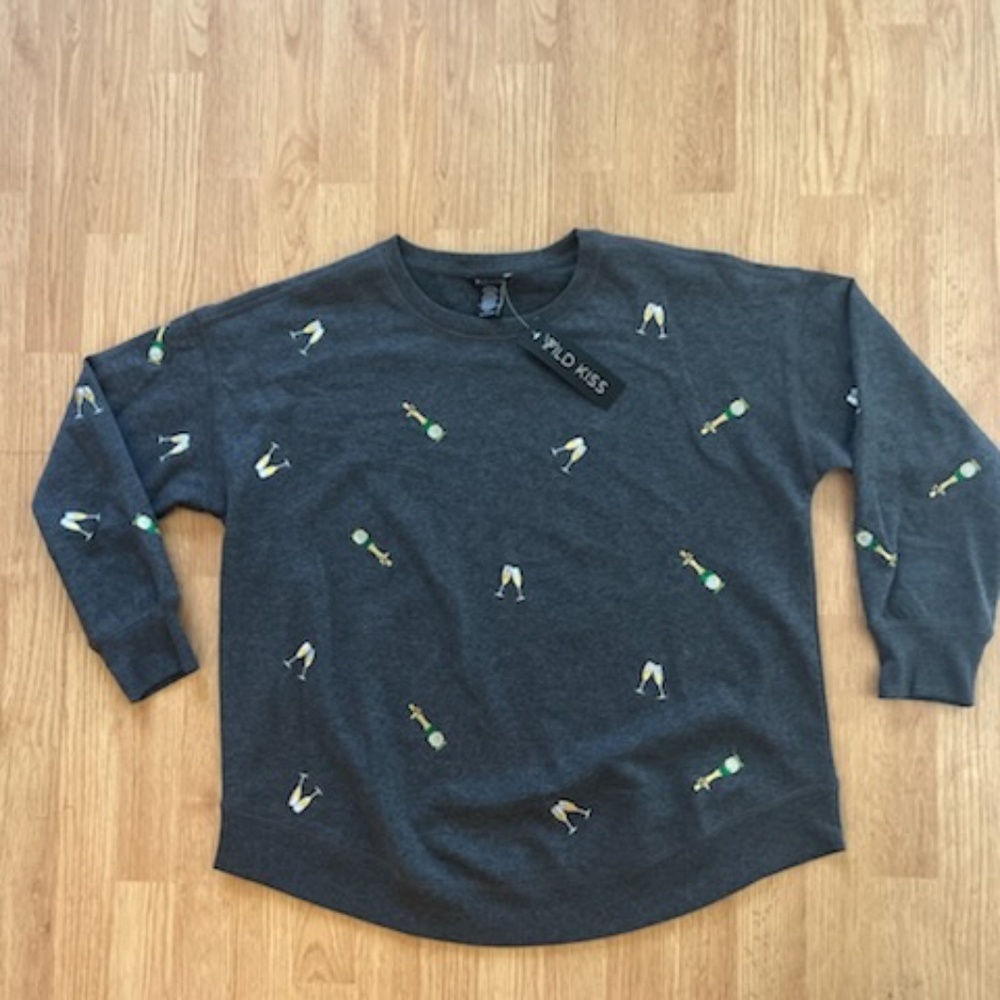 NWT Wild Kiss Womens Sweatshirt Wine/Champaign Embroidery Gray Pullover 2X